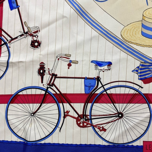 Hermes Vintage Les Becanes Silk Bicycle Themed Scarf 90 cm - Picture 7 of 12